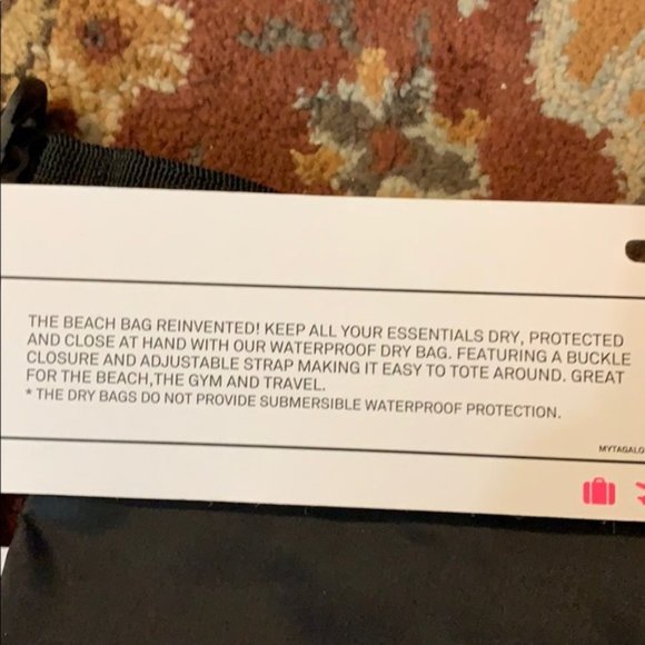 MT Tagalongs Waterproof Black 10 L Bag NWT - Picture 4 of 5